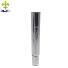 tubo de creme de olho cosmético potenciador de pele com cauda de tubo aberto